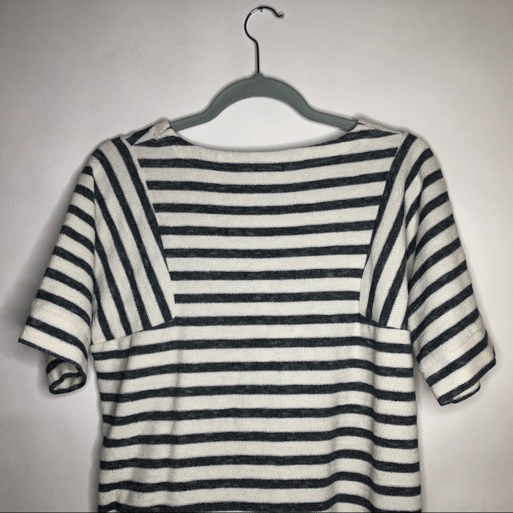 BANANA REPUBLIC striped dress white and gray. P Sm - Picture 7 of 9